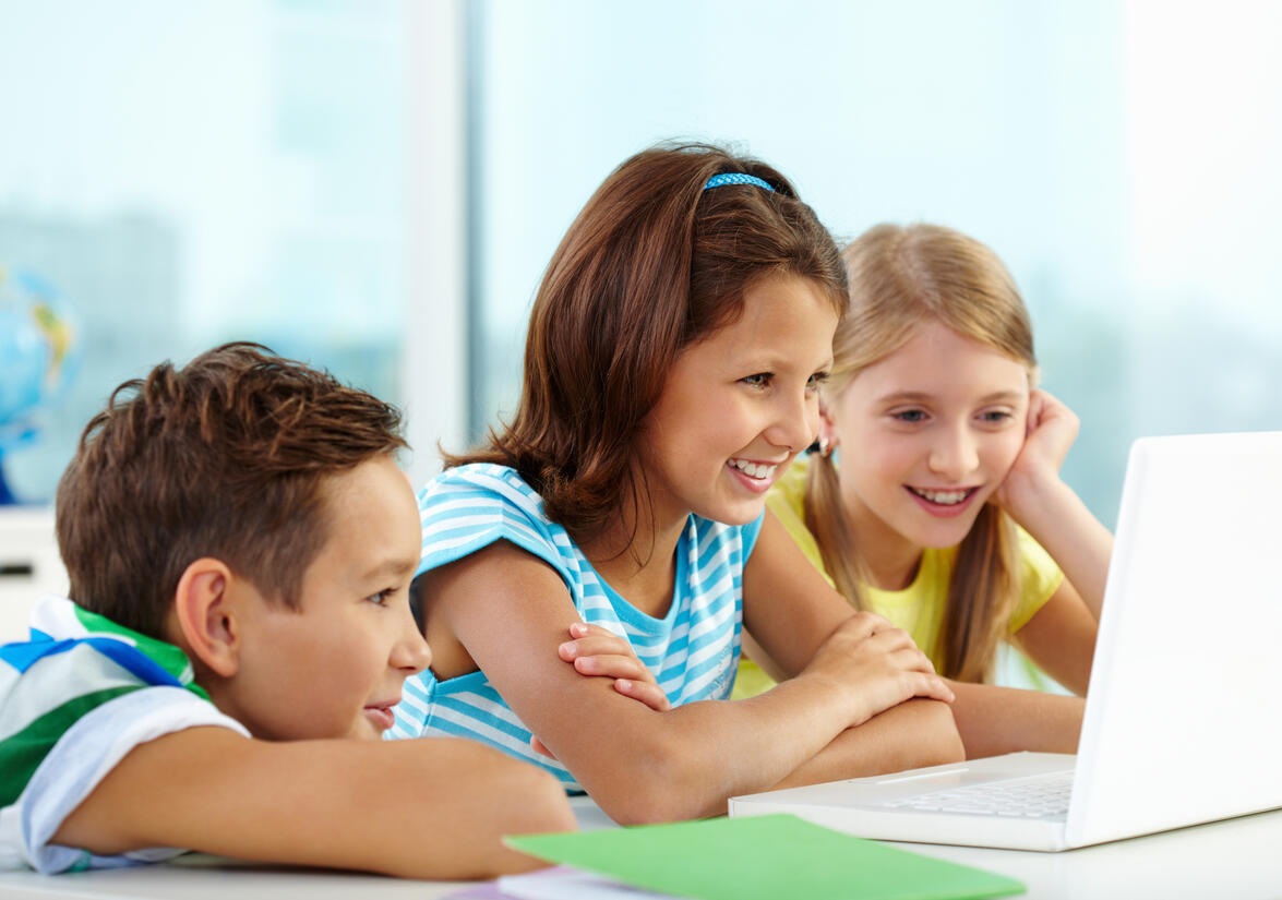 kids learning via computer